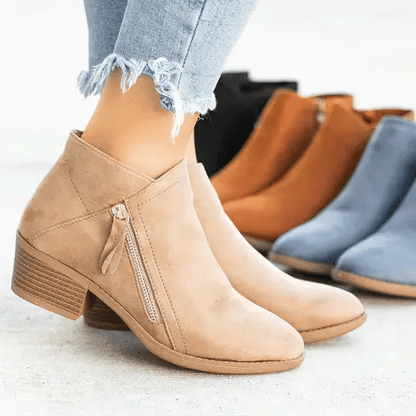 Belro orthopaedic leather women's boots with supportive design and sturdy sole, suitable for comfort and everyday wear.