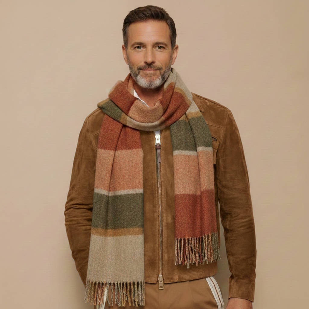 Men's Belro retro suede jacket with lapel collar, zipper front, and breast pocket, featuring a stylish vintage-inspired design.