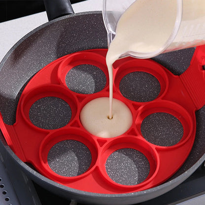 Belro Pancake Wonder non-stick pan for cooking pancakes, with a smooth black surface and ergonomic handle.