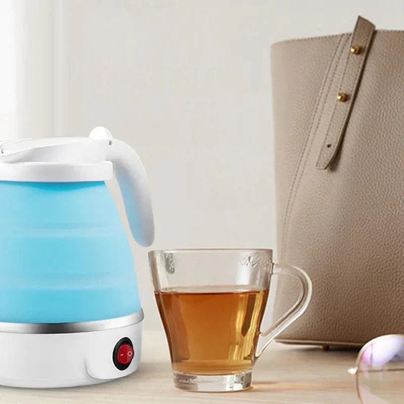Foldable Belro travel kettle, compact electric kettle for home and travel, with foldable design and easy-to-use controls.