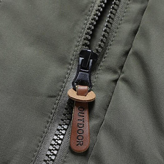 Belro multi-pocket padded fleece jacket with multiple pockets and quilted design, ideal for casual outdoor wear.