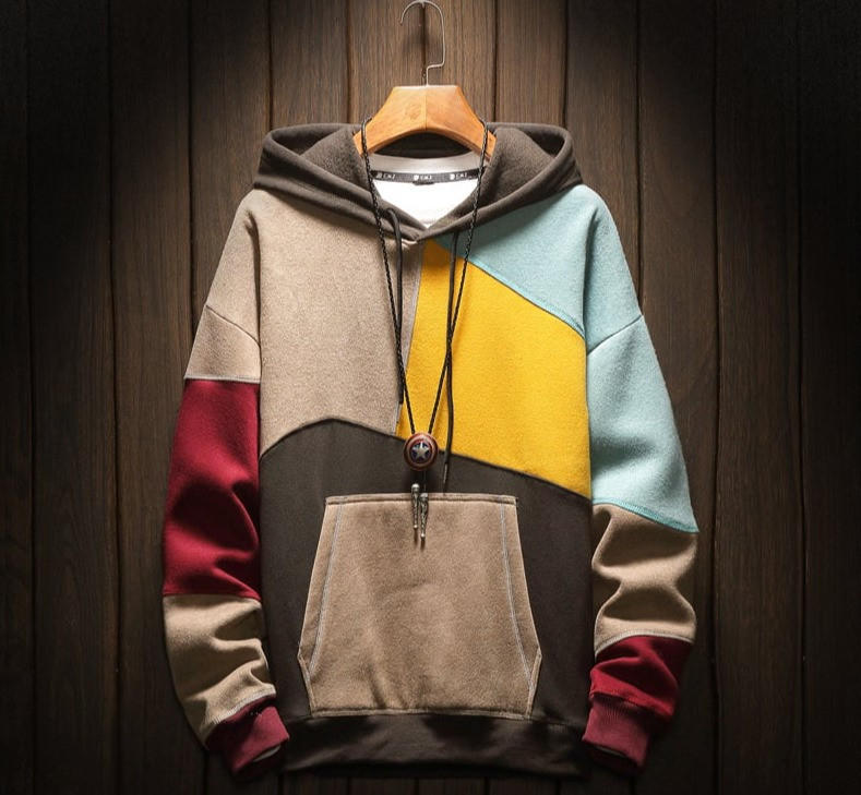 Belro Vintage Fleece Hoodie, cozy activewear with a classic design, shown in a relaxed fit with a front kangaroo pocket.