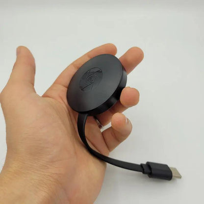 Wireless screen mirror adapter by Mivoza displaying a TV screen with 1080p streaming and big screen synchronization.