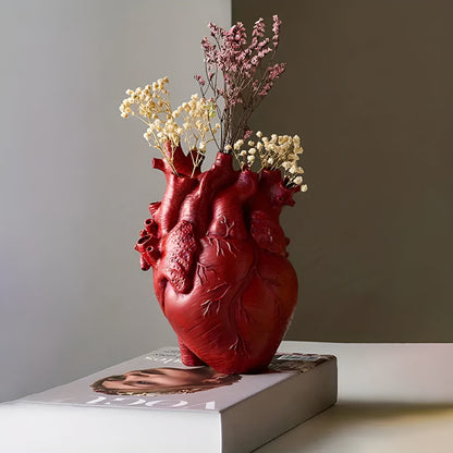 Heart-shaped vase made of bamboo and wood by Belro, decorative home and garden vase with natural, rustic design.