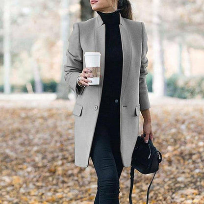 Belro small mandarin collar jacket with sleek design, lightweight fabric, and tailored fit, ideal for casual or semi-formal wear.