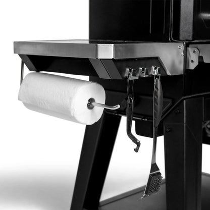 Casavibeo Masterbuilt Gravity Series XT digital charcoal grill and smoker with digital controls and spacious cooking surface.