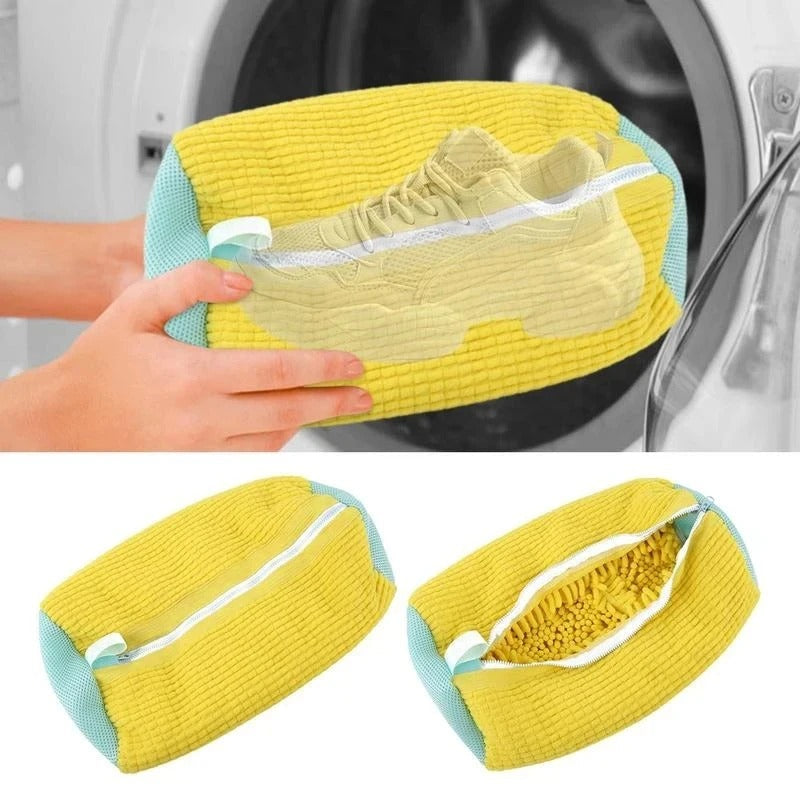 Belro Practical shoe wash bag for footwear cleaning, featuring a durable design and spacious interior for easy shoe washing.