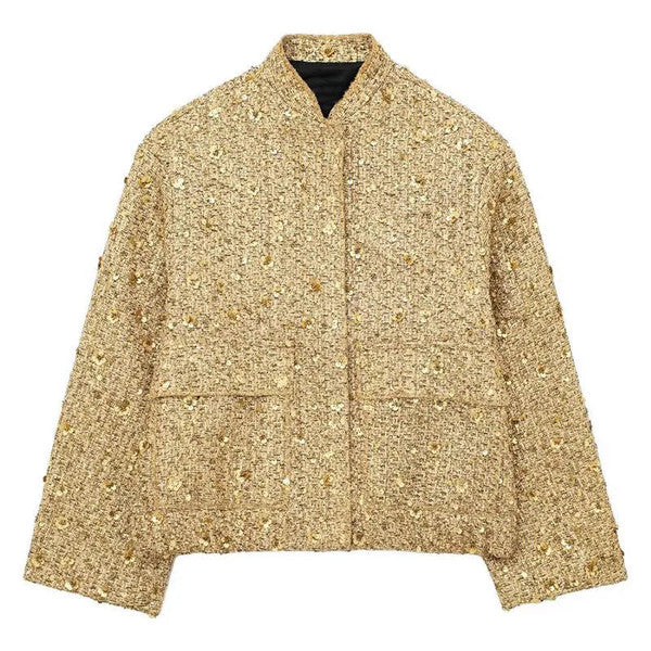 Belro aviator jacket in classic bomber style, featuring a quilted design and zip closure, worn outdoors.