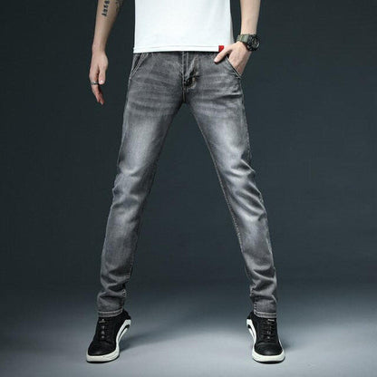 Belro slim denim jeans showing a close-up of dark blue, fitted jeans with classic stitching and five-pocket design.
