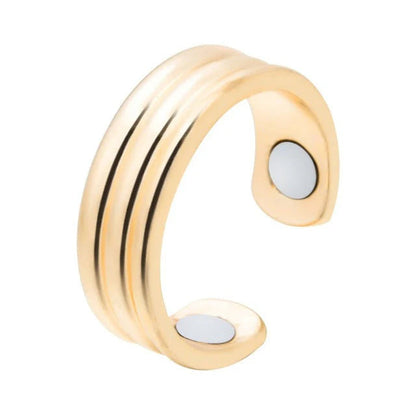 Belro Sleep Peace anti-snoring ring on a person's finger, showcasing a sleek, compact health and sleep aid device for better rest.