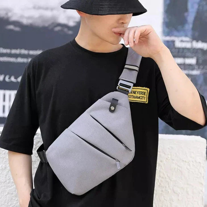 Belro anti-theft travel bag with secure zippers and adjustable straps, designed for safe luggage and travel security.