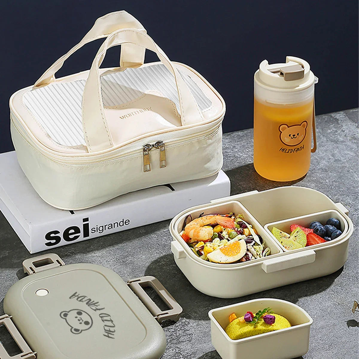 DecorsDeluxe 3-compartment bento lunch box, 800ml, leak-proof and microwave safe, with separate sections for balanced meals.