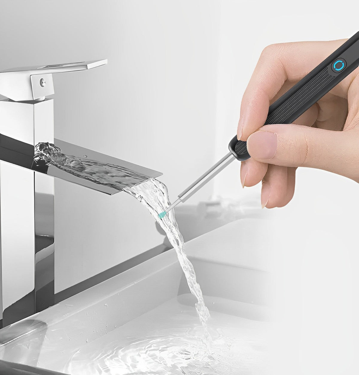 Belro EarBit 3000 ear cleaning tool with camera, showing the device and its camera lens for ear inspection and hygiene.