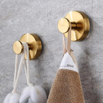 Mivoza suction cup hooks for wreaths and decor, strong hold, durable, removable without drilling, 2-pack for home and garden decor.