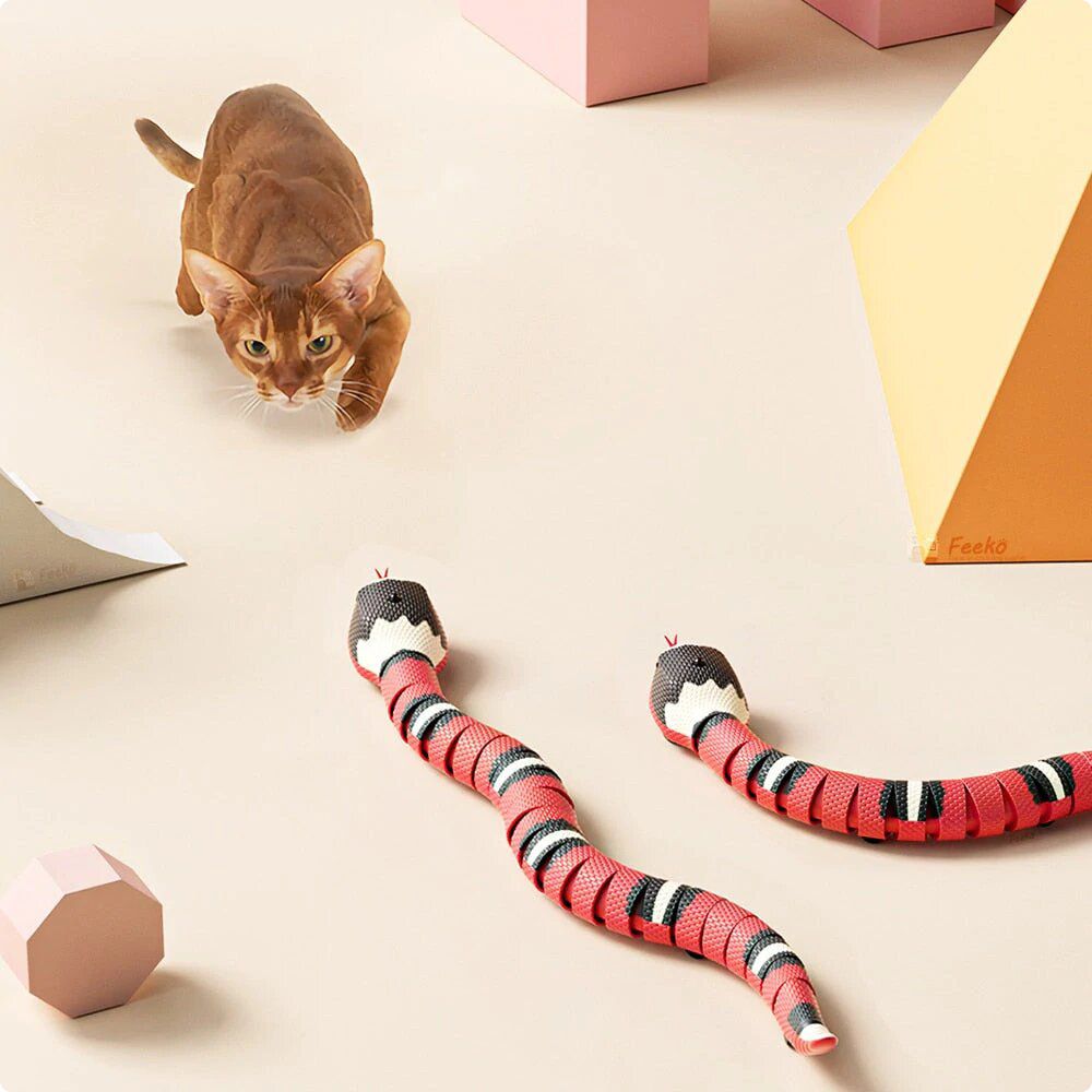 Belro Smart Sensor Interactive Snake Toy for cats, featuring a realistic snake design with vibrant scales and motion sensors.