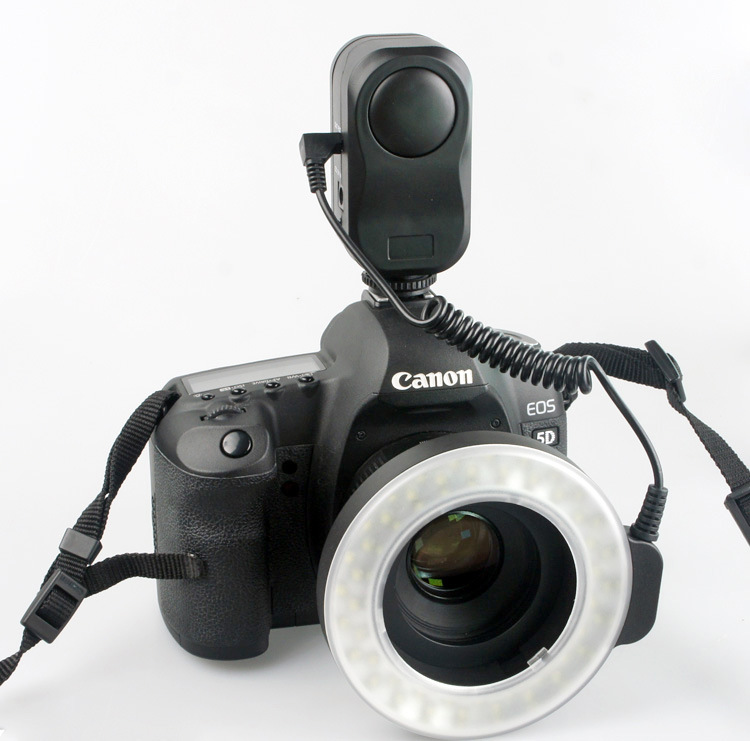 Belro universal reflective ringlight for camera, compact LED lighting device for photography and videography.