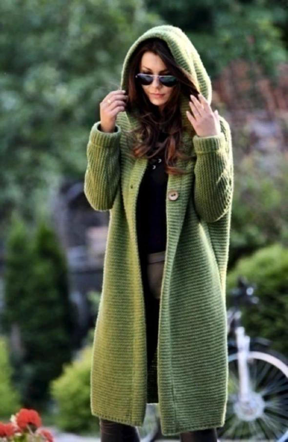 Belro automotive long cardigan displaying a sleek, tailored design with detailed stitching and a button-up front.