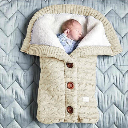 Soft Belro baby blanket with a cozy, textured fabric, perfect for nursery bedding or as a snuggle throw.