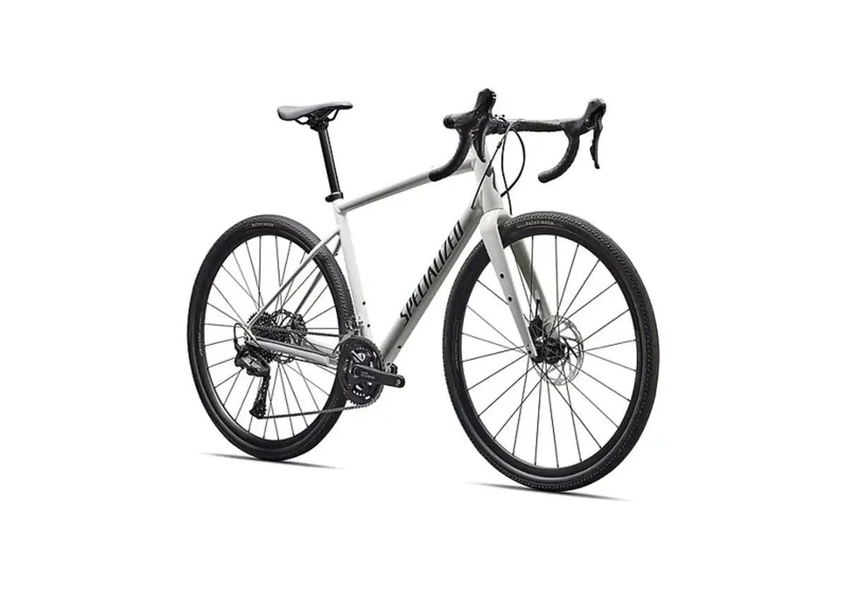 Casavibeo Specialized Diverges E5 mountain bike with black frame and suspension fork, displayed outdoors on a trail.