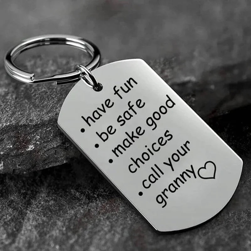 Belro stainless steel keychain with "Reminder to Do Things" engraved, a practical accessory for organizing keys and reminders.