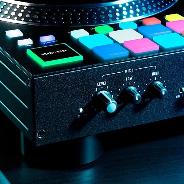 Casavibeo Rane ONE professional motorized DJ controller with jog wheels, knobs, and buttons for mixing and DJing.