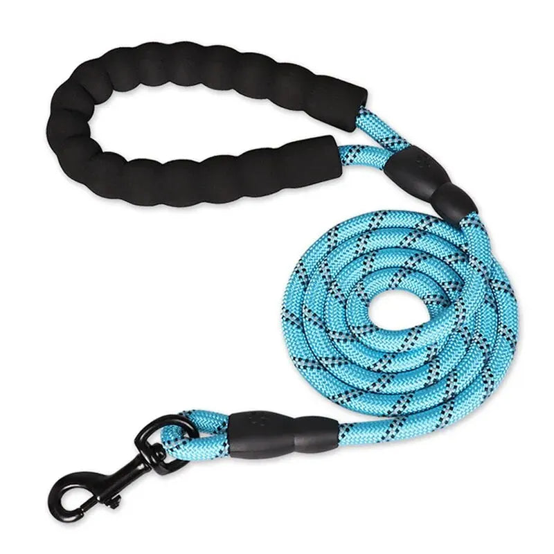 Blue reflective dog leash with padded handle from Belro, designed for safety and comfort during walks.