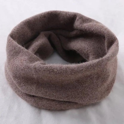 Belro thermal cashmere neck gaiter in brown, designed for winter warmth and comfortable clothing protection.