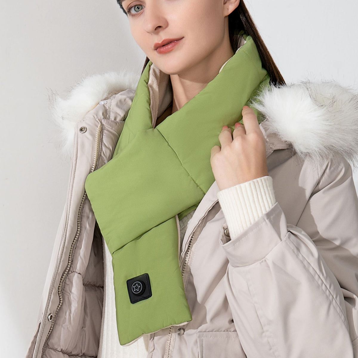 Belro electric heating scarf neck warmer for pain relief, soft fabric, and adjustable heat settings, ideal for cold weather and comfort.