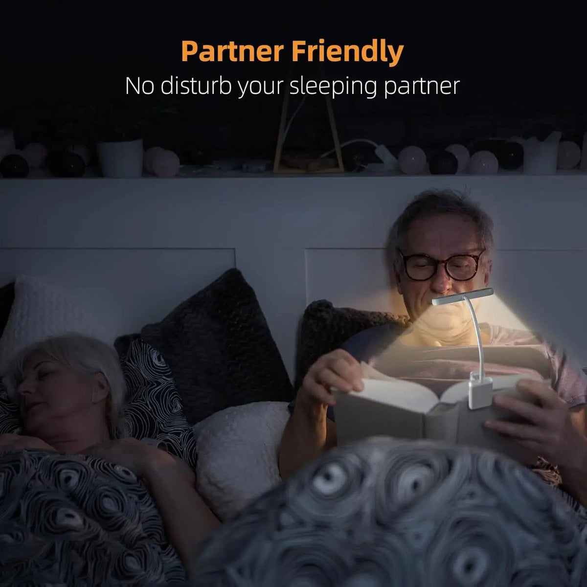 Belro reading light for books, compact office and stationery light with adjustable brightness, perfect for nighttime reading.