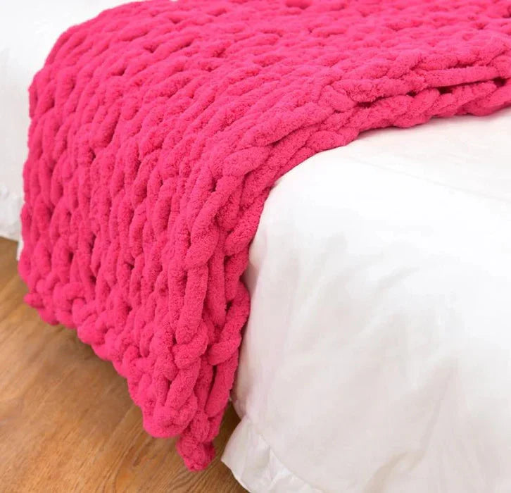 Belro chunky chenille knitted blanket with thick cable knit pattern, perfect for couch or bed, cozy home bedding throw.