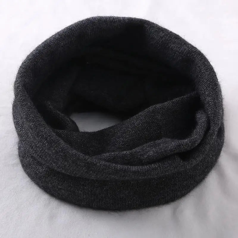 Dark grey Belro thermal cashmere neck gaiter for winter, cozy and soft clothing accessory for cold weather.