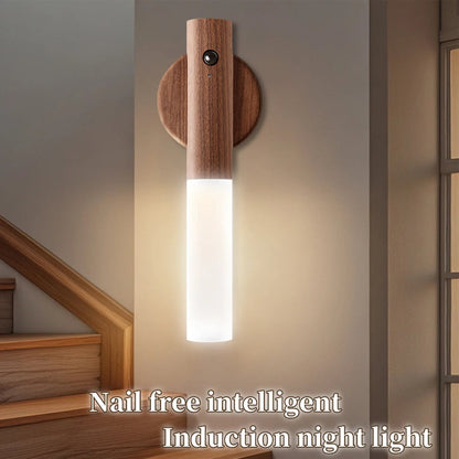 Belro wood grain night light with magnetic base, motion sensor, and warm lighting for easy, hands-free illumination.