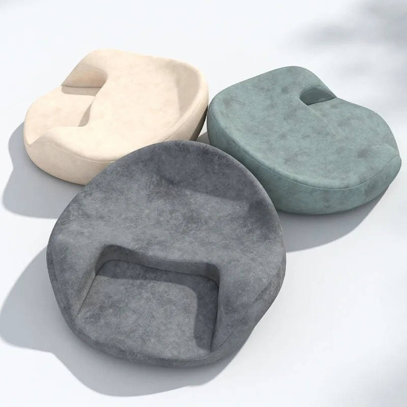 Belro meditation cushion in a natural fabric, round shape designed for comfort and support during meditation sessions.