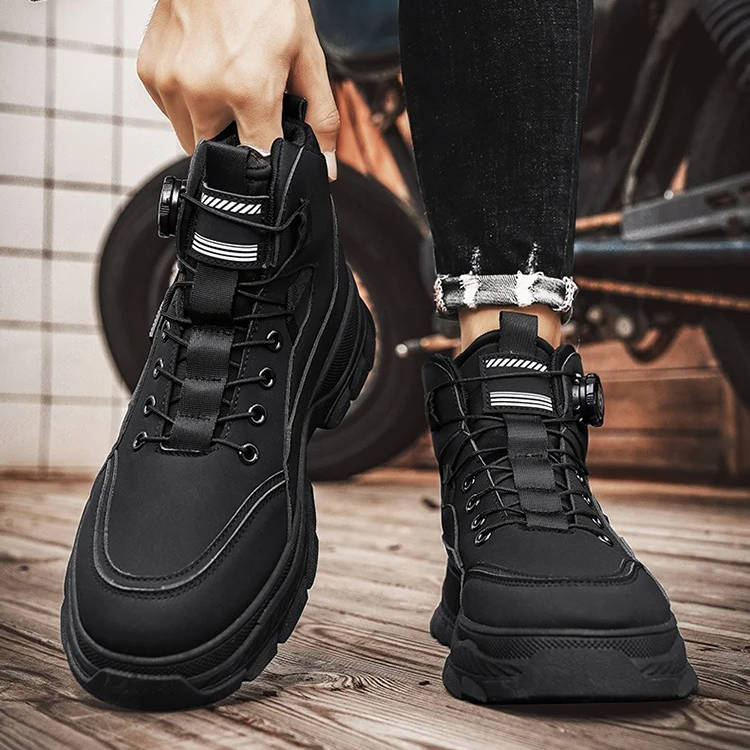 Belro men's rugged heavy-duty work boots with durable leather uppers and steel toes, designed for tough work environments.