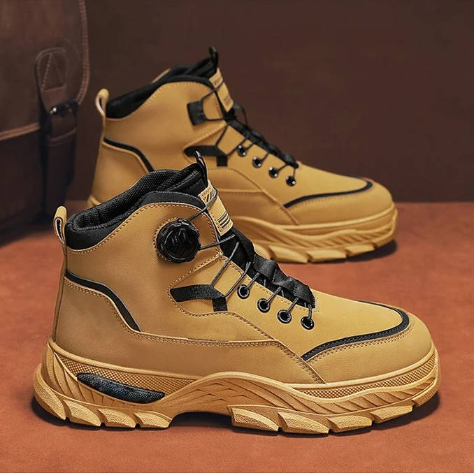 Belro men's rugged heavy-duty work boots with sturdy leather construction and reinforced soles, designed for tough work environments.