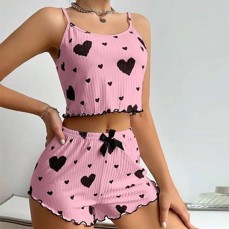 Women's Belro pajama set with a cozy top and matching bottoms, perfect for comfortable sleepwear.