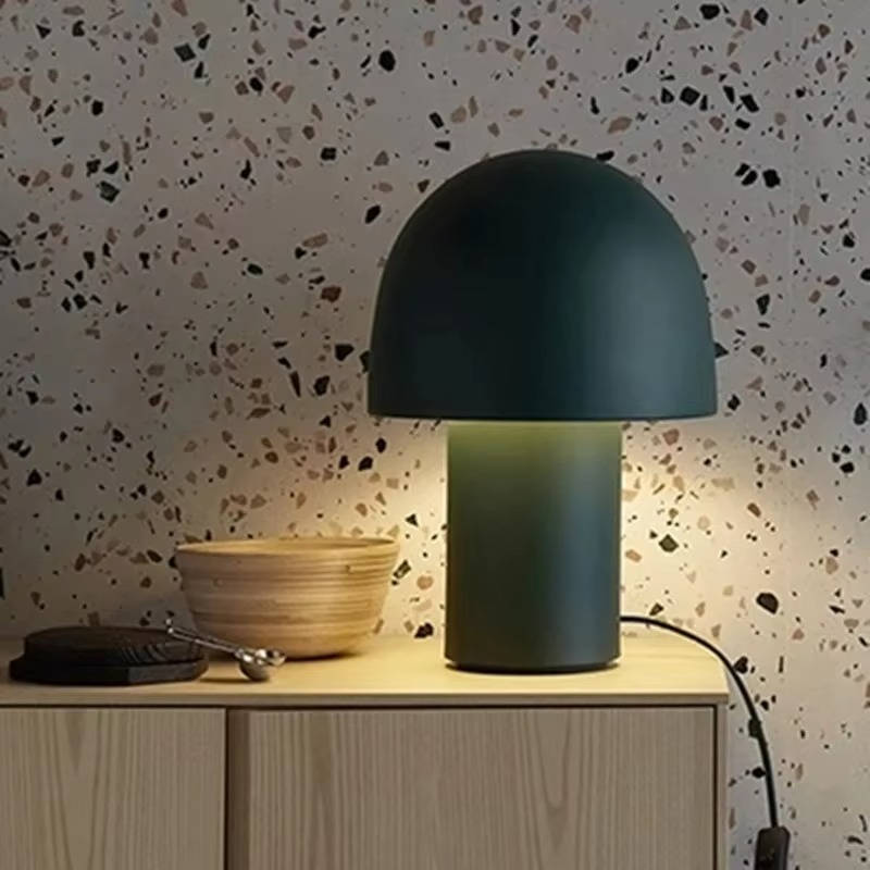 Belro modern wireless table lamp for outdoor use, stylish home and garden lighting with sleek design and portable functionality.
