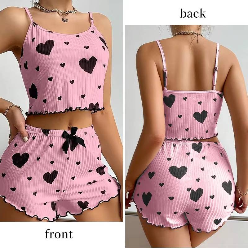 Women's Belro pajama set with soft fabric, featuring a relaxed fit and cozy design for comfortable sleepwear.