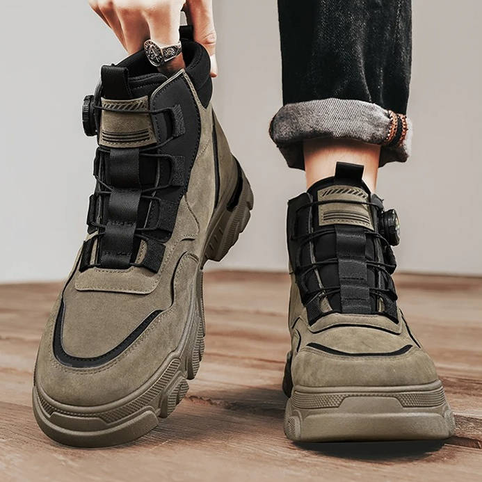 Belro men's rugged heavy-duty work boots with thick soles and durable leather uppers, designed for tough work environments.