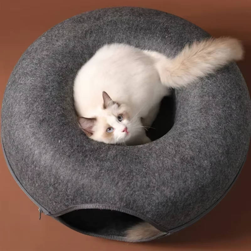 Belro donut bed for cats, cozy round pet bed with soft fabric and raised edges, ideal for feline comfort and relaxation