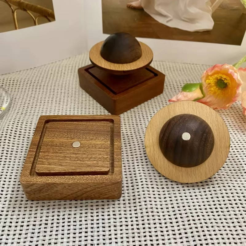 Mini portable aroma diffuser by Belro, compact health and beauty device for freshening spaces without essential oils.