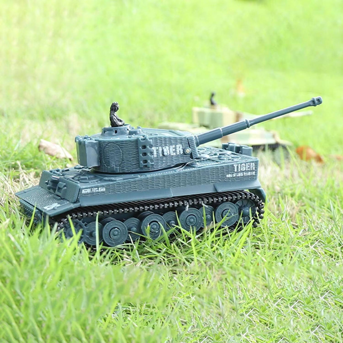 Belro RC tank toy with detailed military design, remote control, and realistic features for kids and hobbyists.