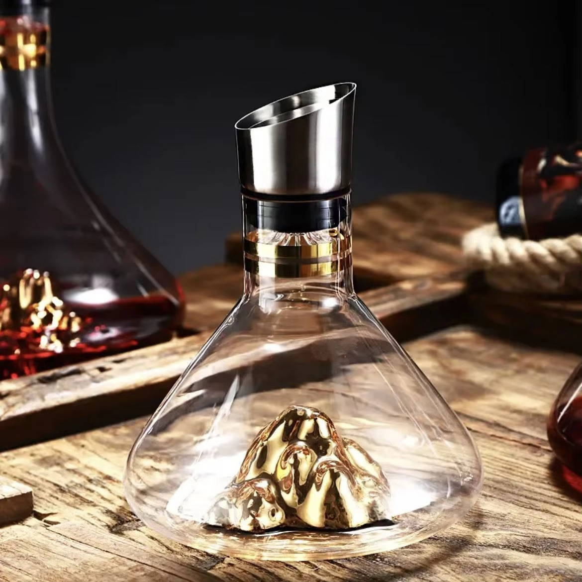 Belro crystal glass wine decanter and aerator carafe for elegant wine serving in home and kitchen settings