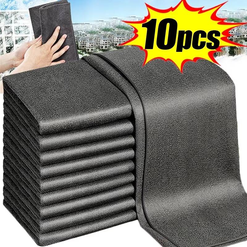 Set of 10 Belro microfiber cloths for windows, cars, and kitchens, perfect for cleaning and dusting in home and outdoor spaces.