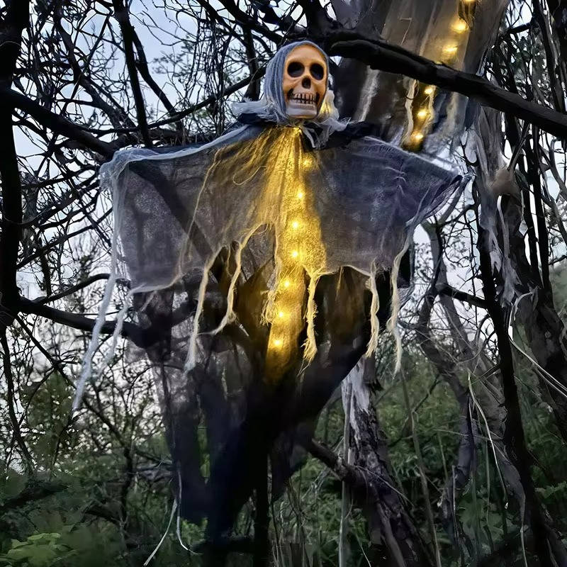 Belro glowing skulls outdoor Halloween decorations set of two, eerie skulls with glowing eyes for spooky outdoor decor.