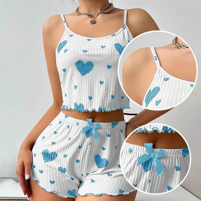 Women’s Belro pajama set with a soft, comfortable fabric, featuring a relaxed fit and classic sleepwear style.
