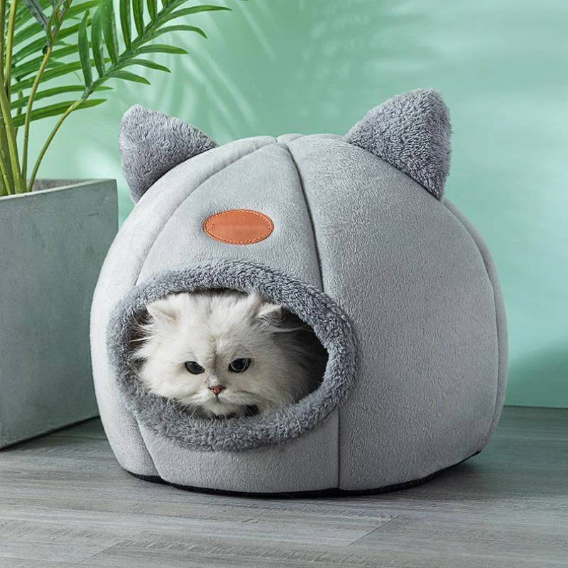 Belro Cat Cave pet bed made of soft fabric, cozy hideaway for cats to rest and relax in a warm, enclosed space.