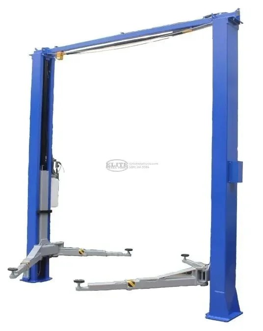Casavibeo Tuxedo 11,000 lbs two-post clear floor lift with direct drive and bi-symmetric design, shown in the image.