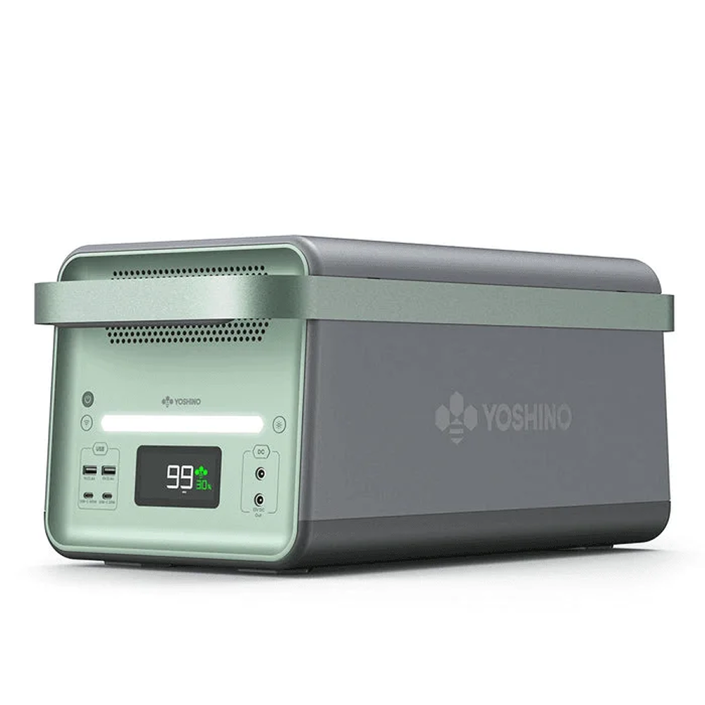 Casavibeo Yoshino B4000 SST portable solid-state power station with multiple ports and compact design for outdoor or emergency use.