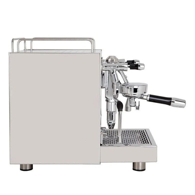 Casavibeo ECM Mechanika Max rotary espresso machine with stainless steel finish and professional-grade brewing components.